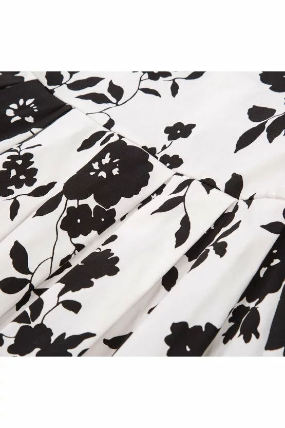 Rochie Clara alba cu flori negre 5210