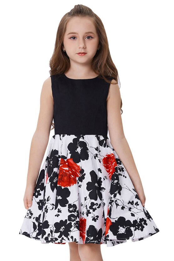 Rochie Karina alba cu flori negre si rosii 5105