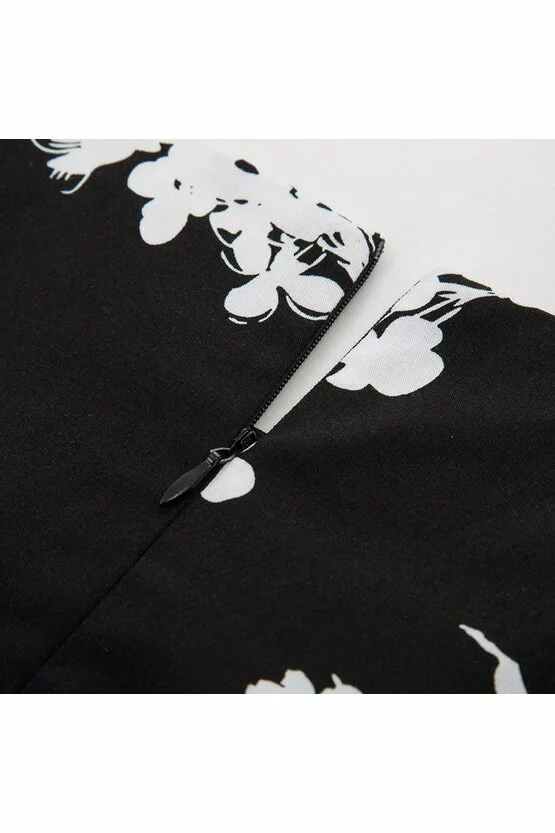 Rochie Margareta neagra cu flori albe 4100
