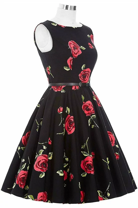 Rochie retro Margareta neagra cu trandafiri 3998