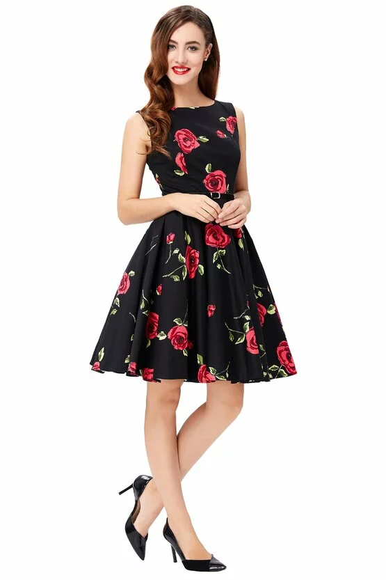 Rochie retro Margareta neagra cu trandafiri 4013