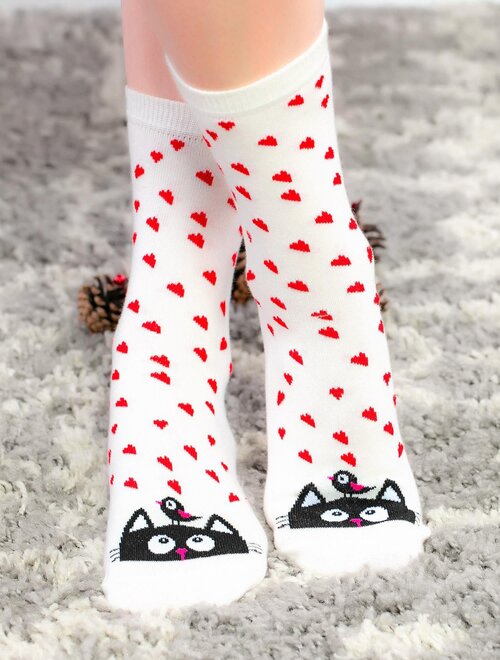 Sosete cu inimioare si pisica Socks Concept SC-NL15