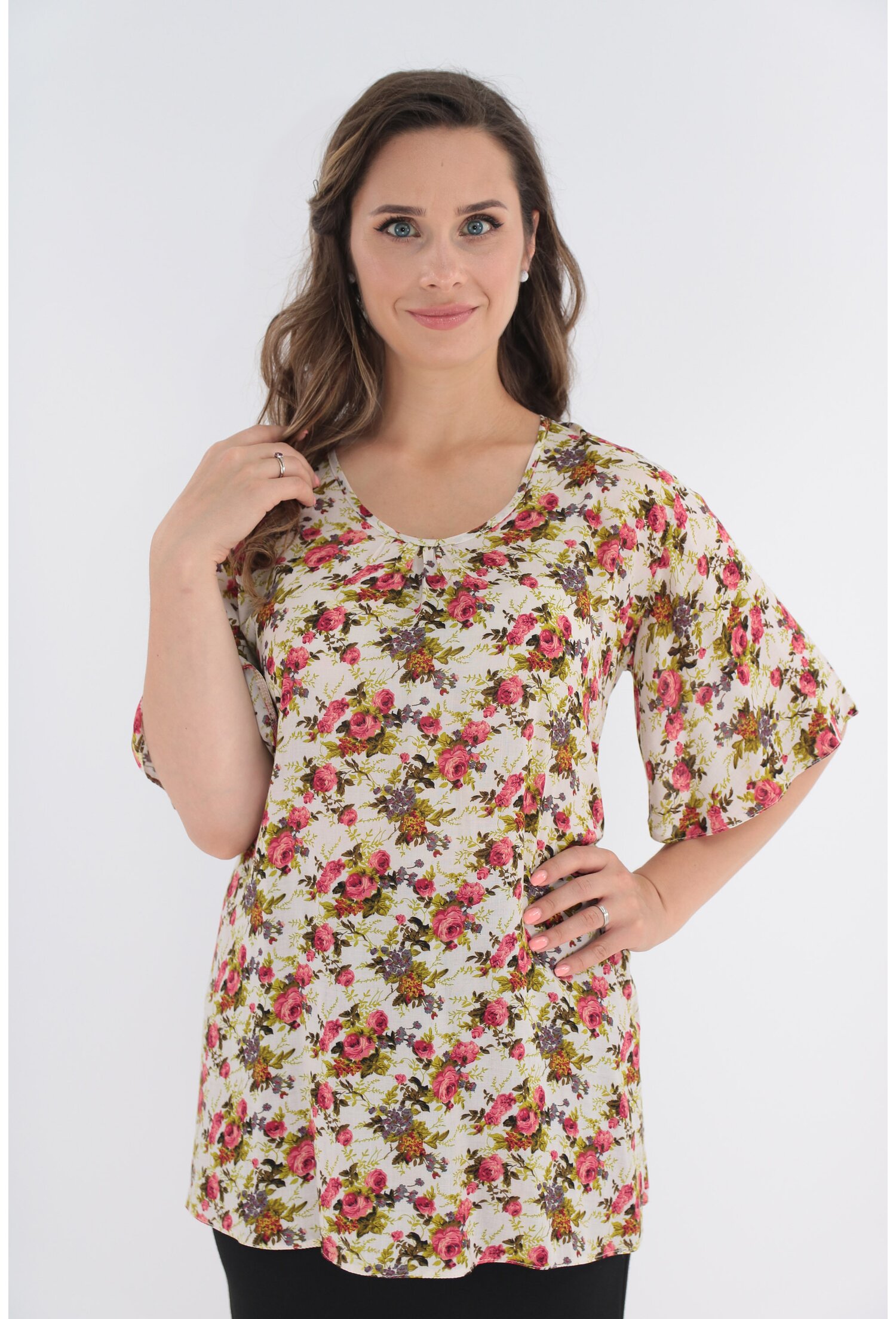 Bluza crem din vascoza cu trandafiri bordo