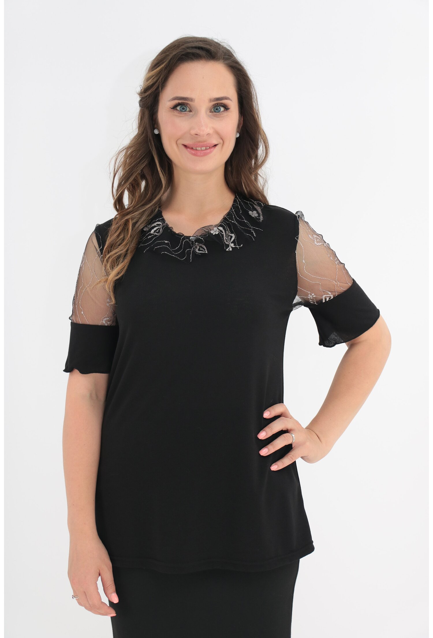 Bluza neagra din bumbac cu dantela