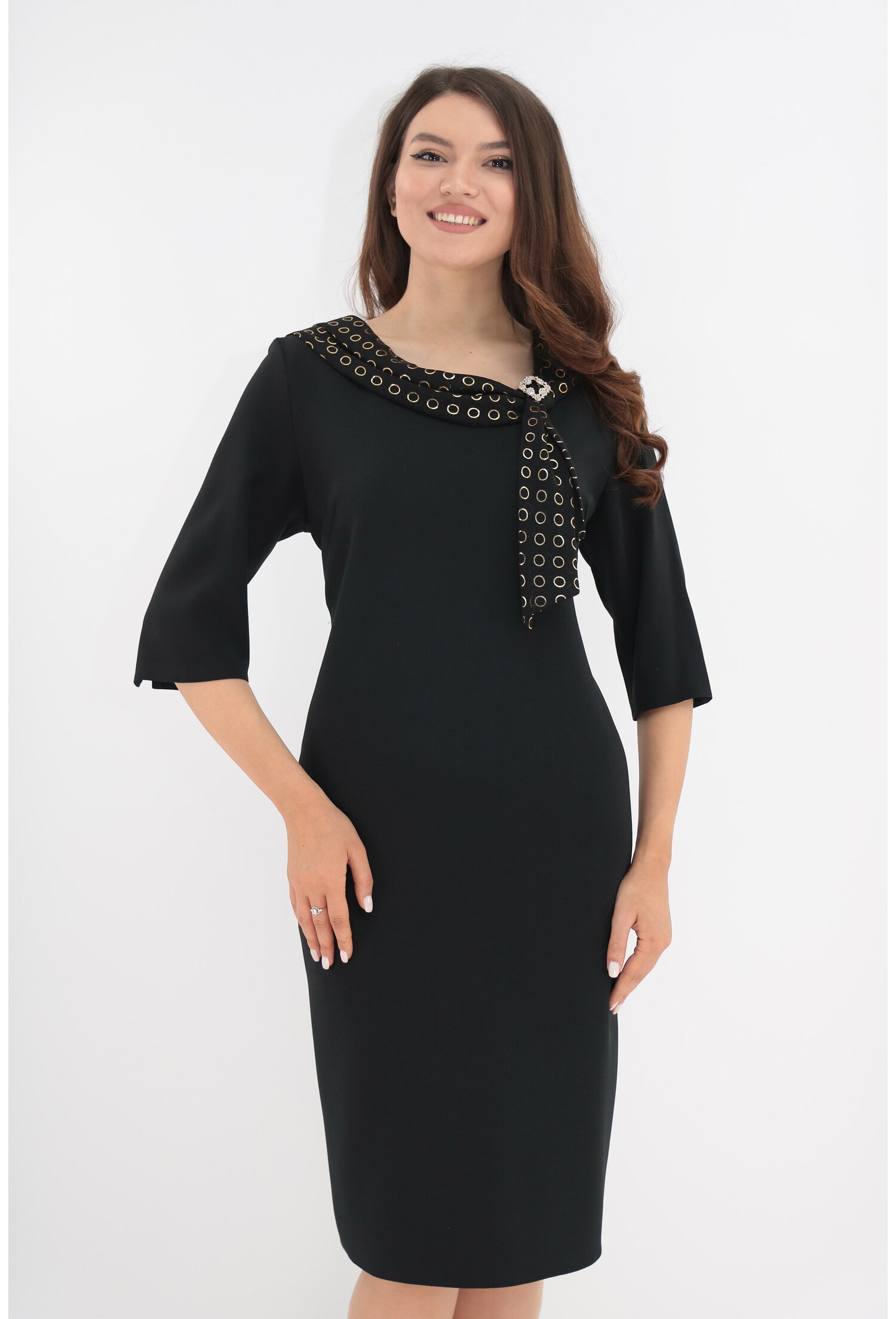 Rochie de ocazie neagra cu esarfa din voal