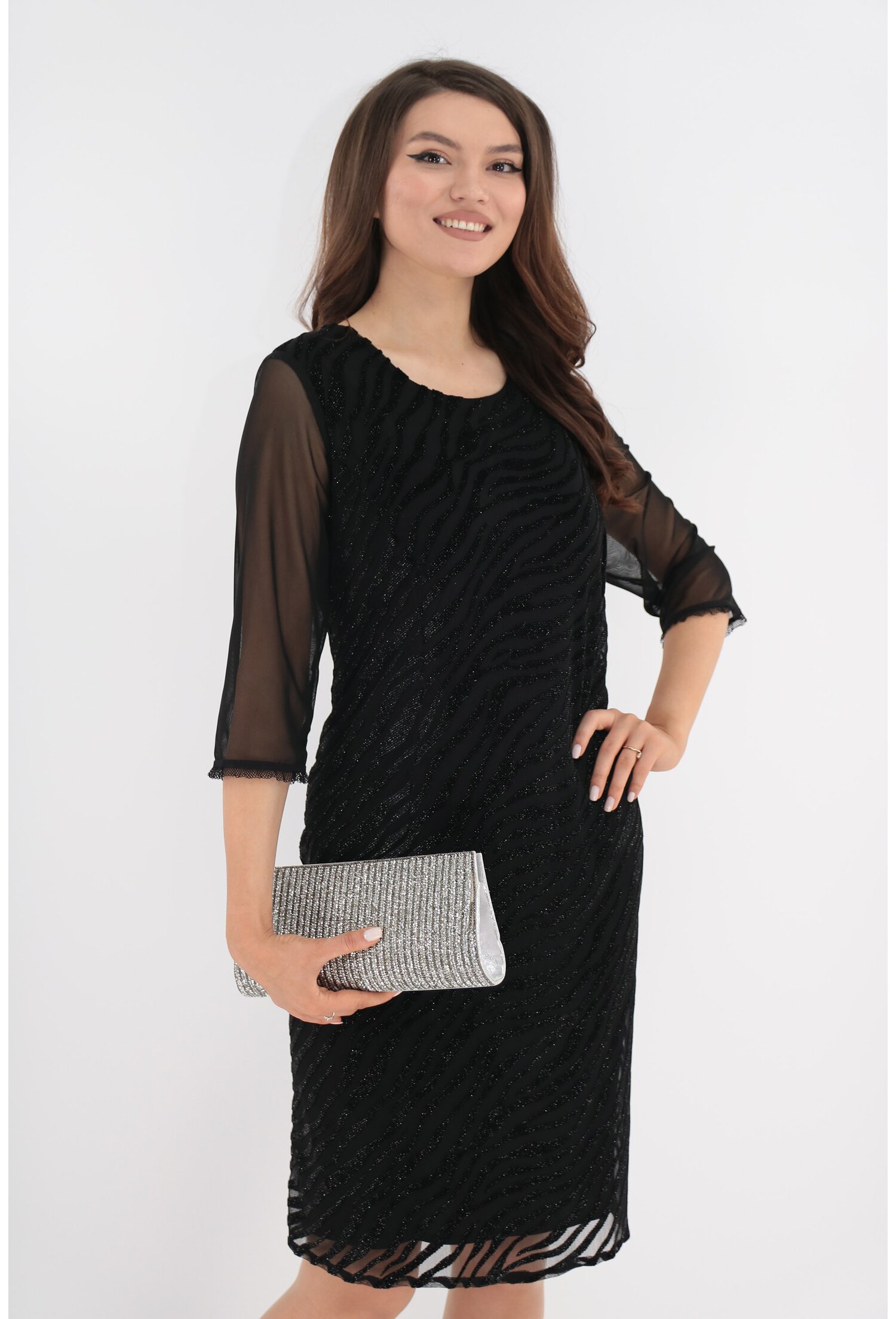 Rochie eleganta neagra cu model 3d din catifea