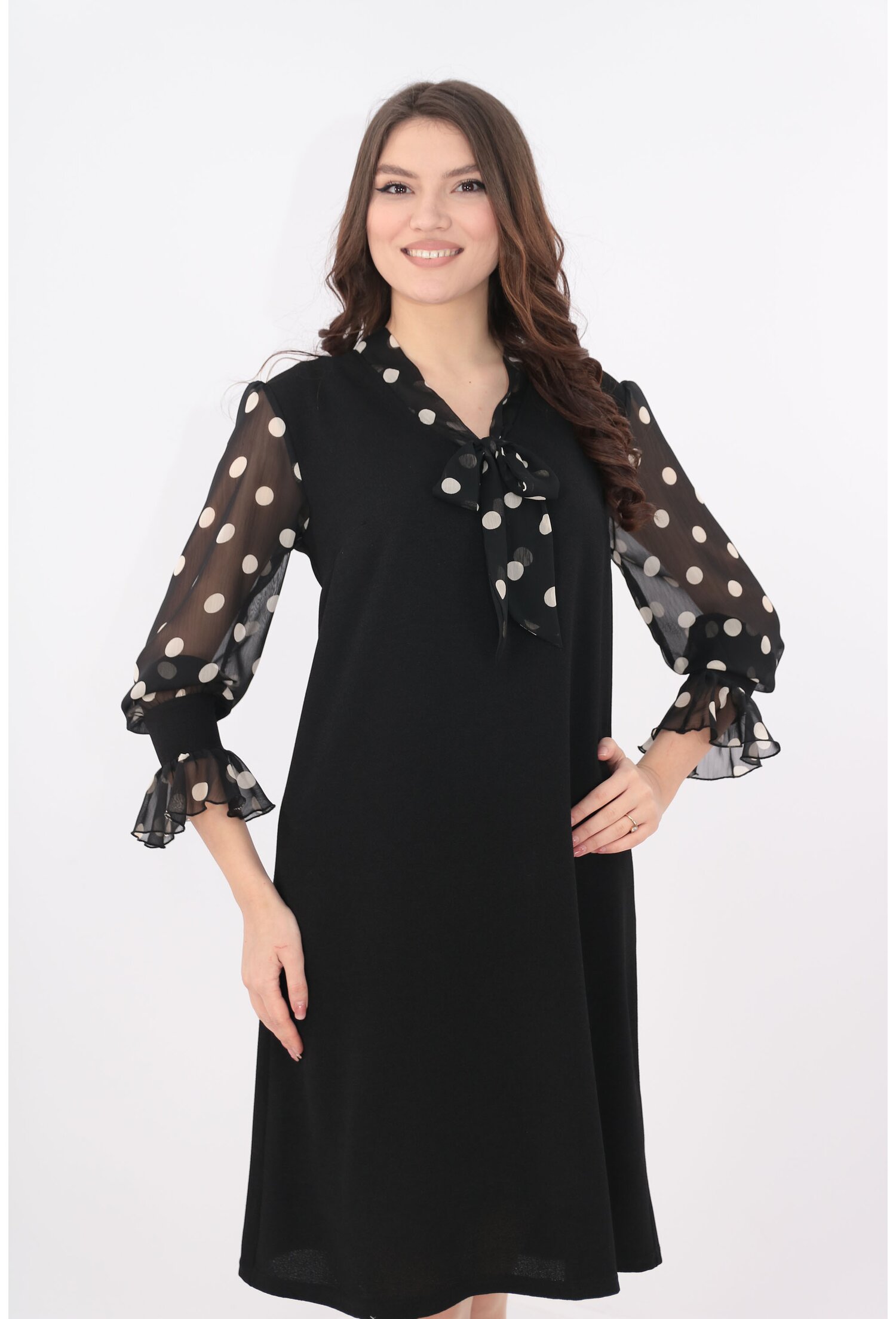 Rochie lejera neagra cu esarfa cu buline